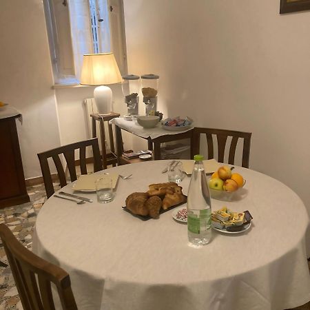 سان جيمينيانو Locanda Il Pino المظهر الخارجي الصورة