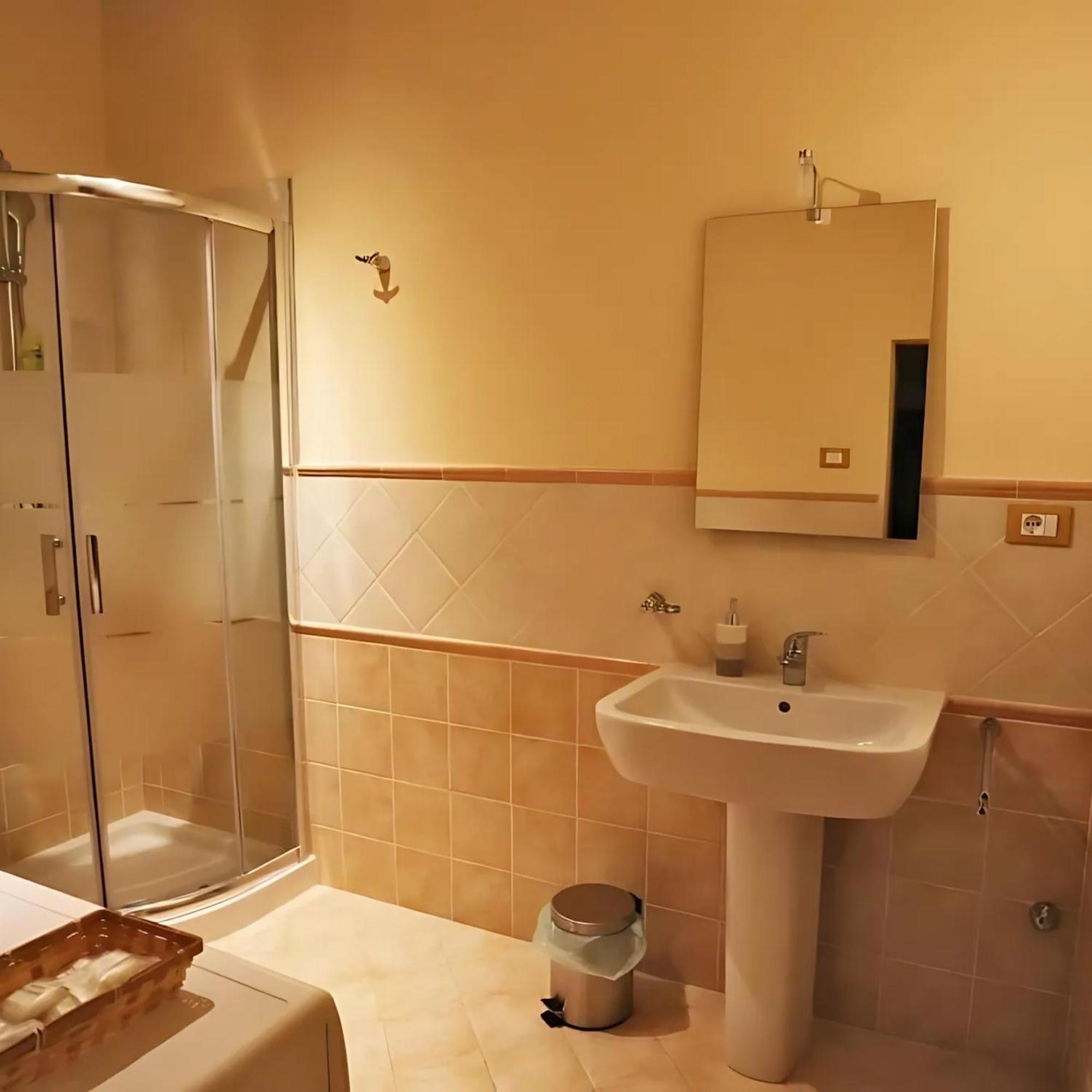 سان جيمينيانو Locanda Il Pino المظهر الخارجي الصورة