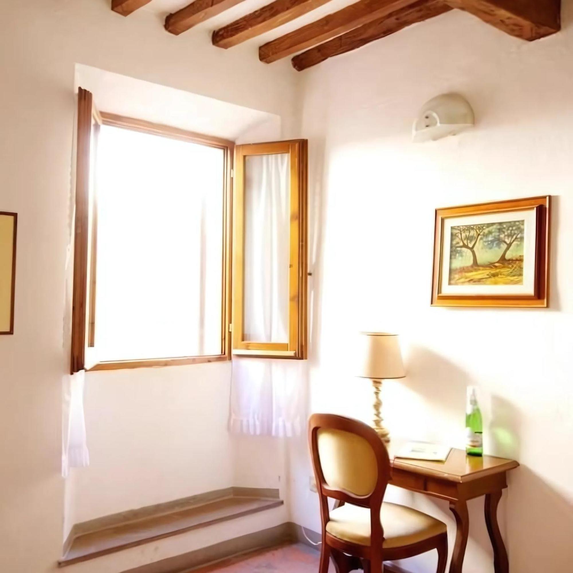 سان جيمينيانو Locanda Il Pino المظهر الخارجي الصورة