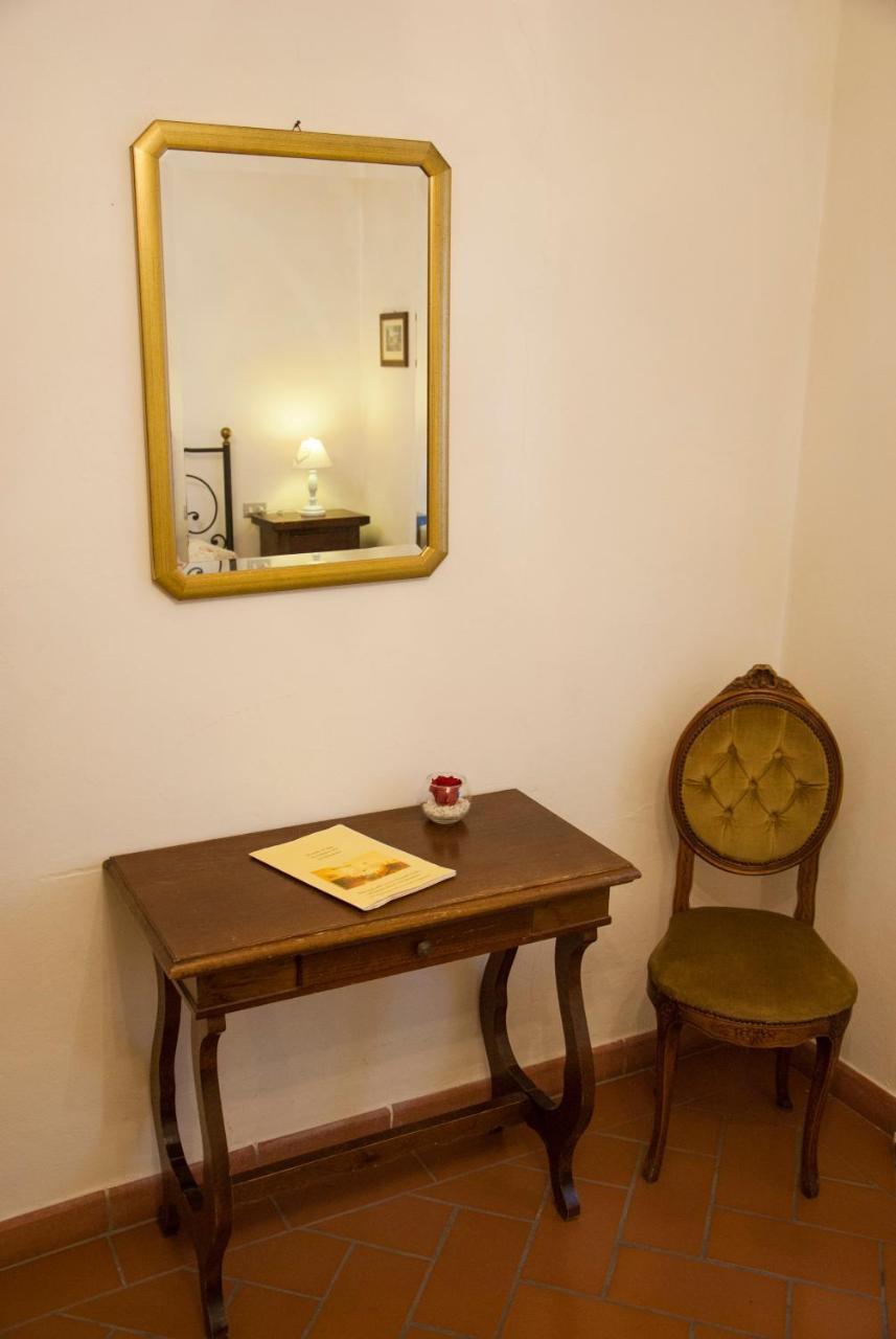 سان جيمينيانو Locanda Il Pino المظهر الخارجي الصورة